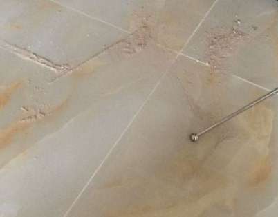 莱州瓷砖空鼓维修公司分享粘合剂选择不当在瓷砖铺贴过程中可能导致以下问题